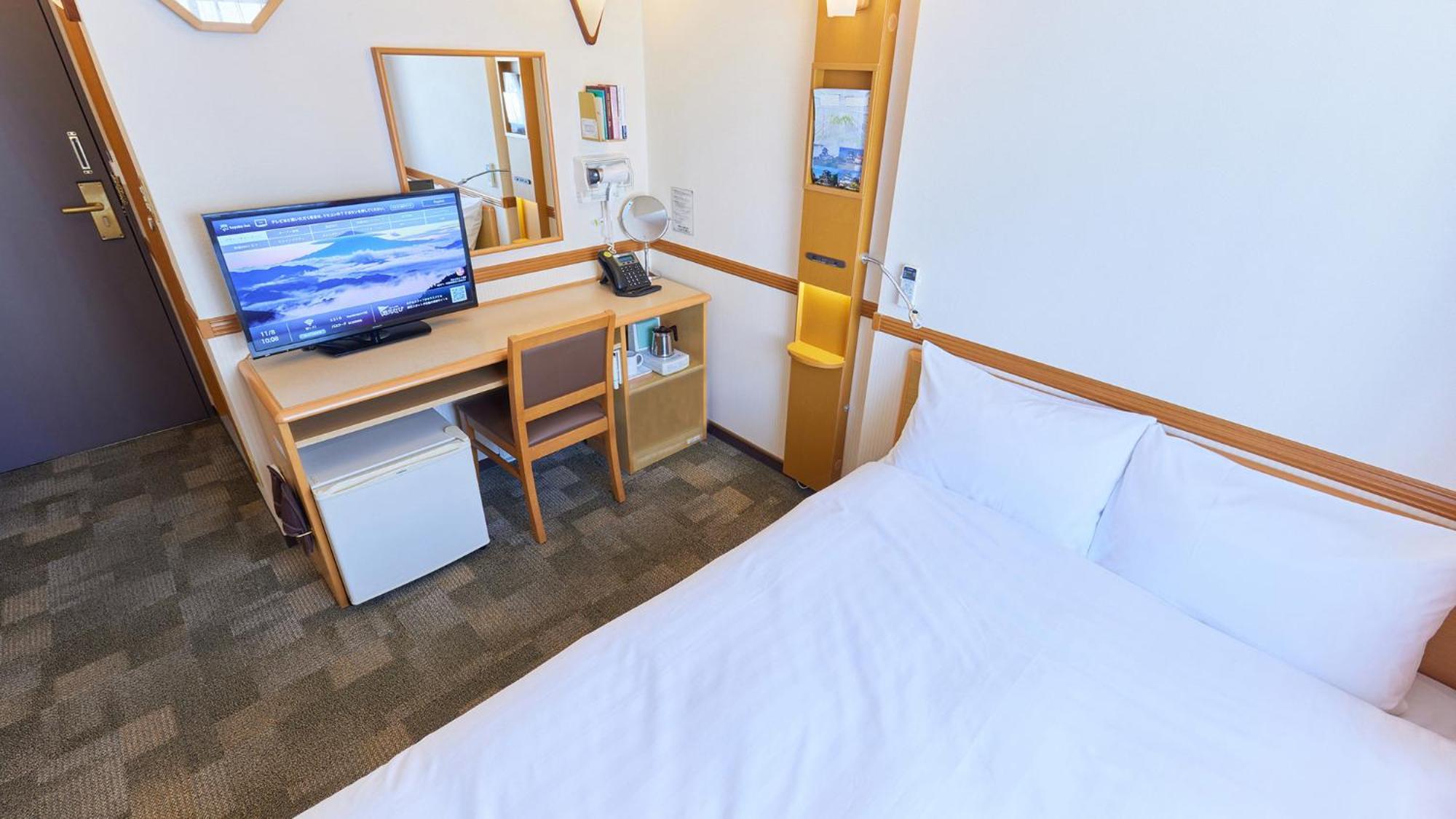 Toyoko Inn Shin-Osaka Chuo-Guchi Shinkan Szoba fotó