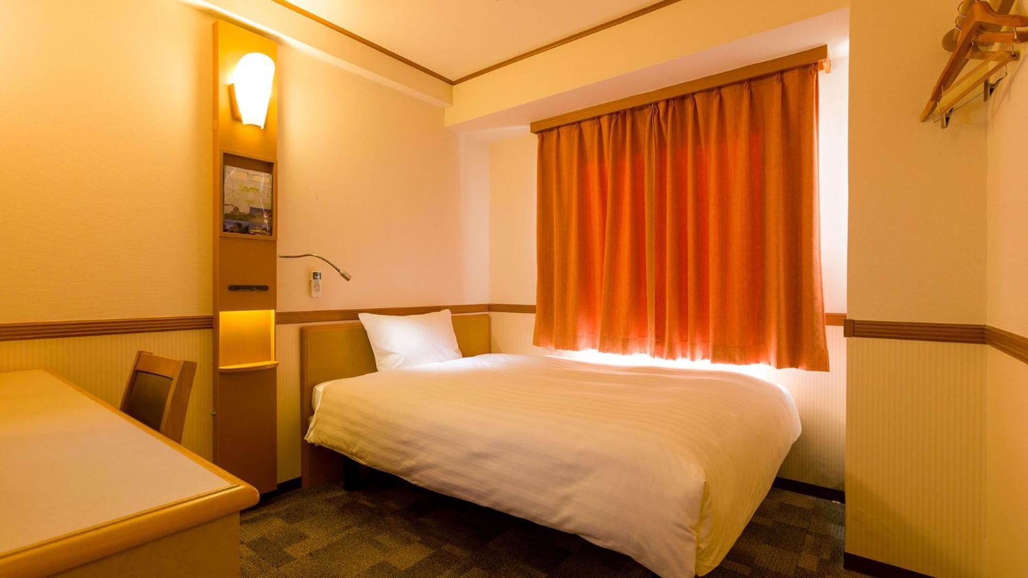 Toyoko Inn Shin-Osaka Chuo-Guchi Shinkan Szoba fotó